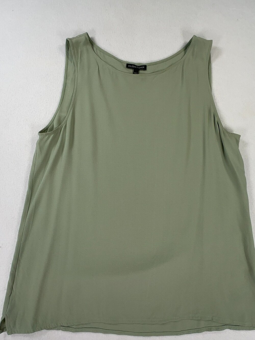 Eileen Fisher Sleeveless Tank Top 100% Silk Sage Green Women's Size Medium